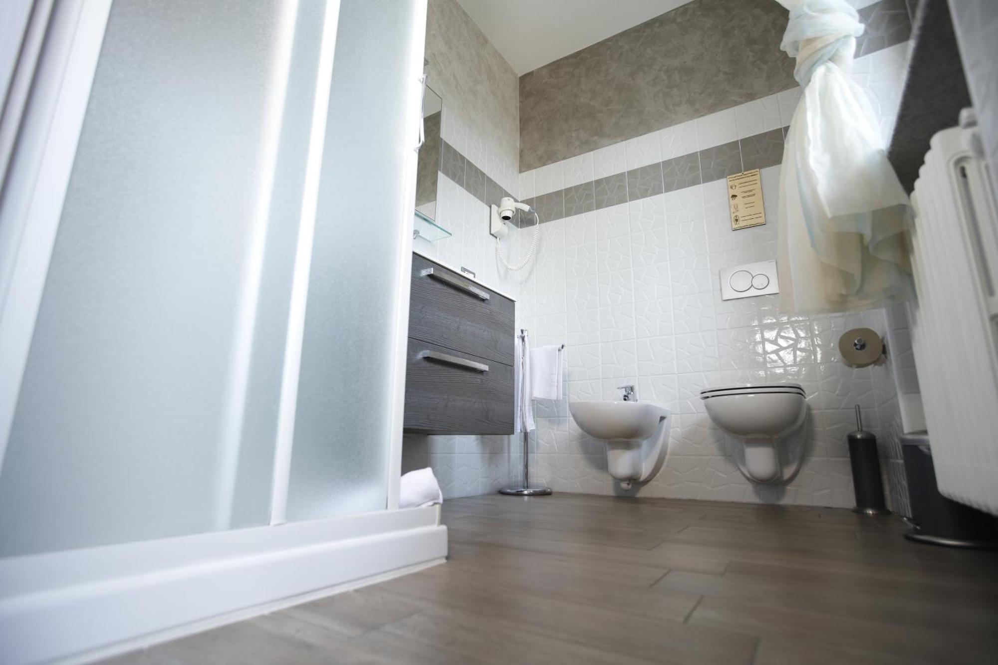 Rocche Di Montexelo - Green Key Apartments & Spa Monticello d'Alba Rom bilde